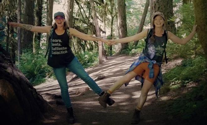Melissa-Jones-Twin-Adventure-Hiking-Featured-Rectangle