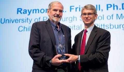 William Skach, M.D. presented the Paul di Sant’Agnese Distinguished Scientific Achievement Award to Raymond Frizzell, Ph.D.